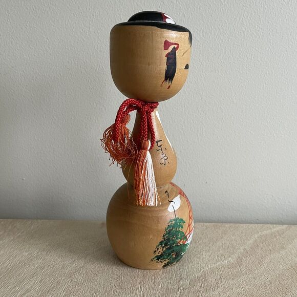 Hand Painted Wooden Japanese Kokeshi Doll 7” Tall Eiffel Tower Scene - Picture 7 of 10